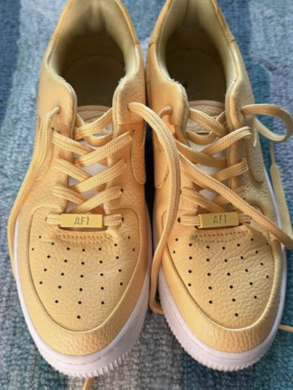 Nike Air Force 1 Sage Low “Topaz Gold” — Women’s Size 7 - Picture 6 of 9
